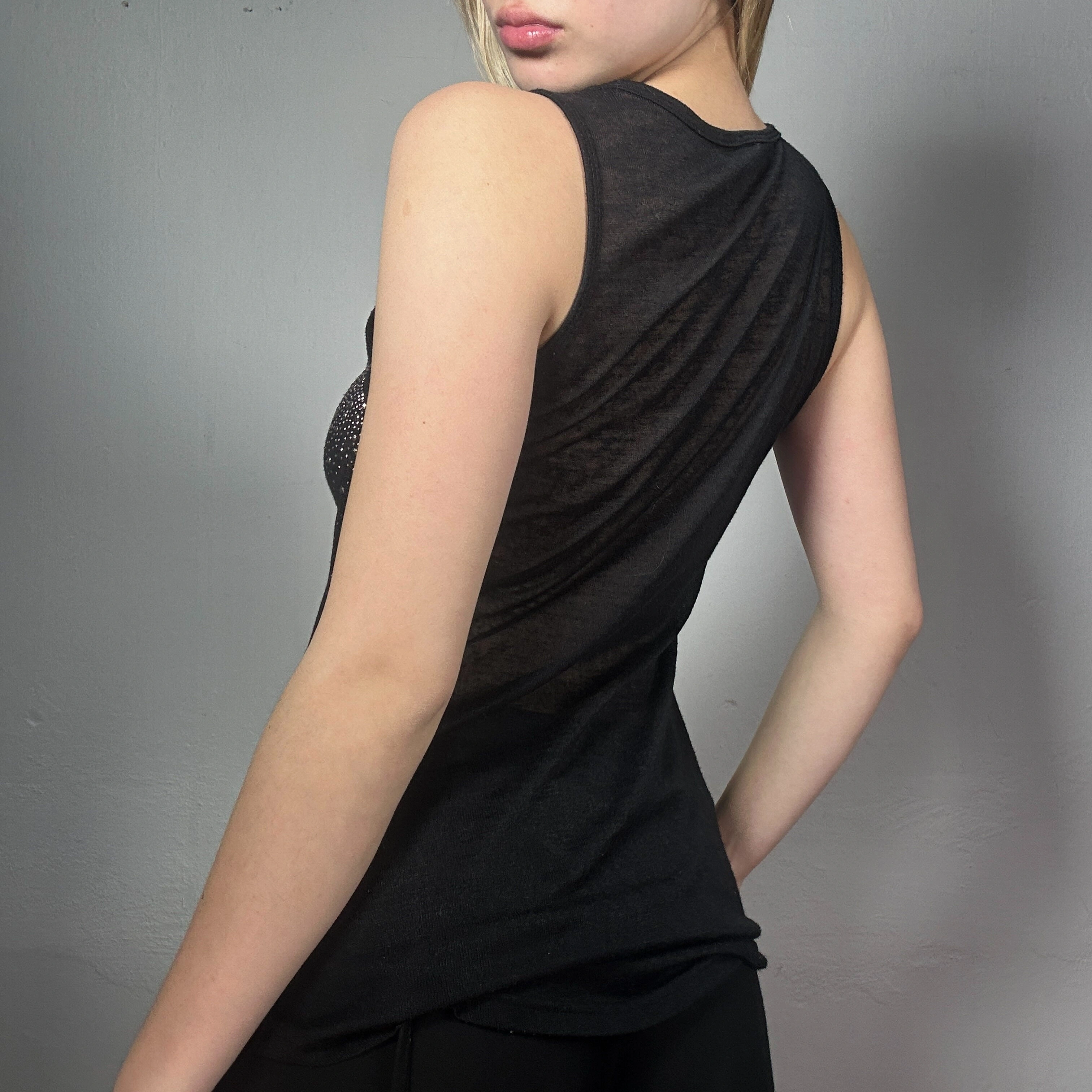 Vintage Schwarz Tank Top 90er mit Strass: Ein Muss für deinen Retro-Look (Größe M)